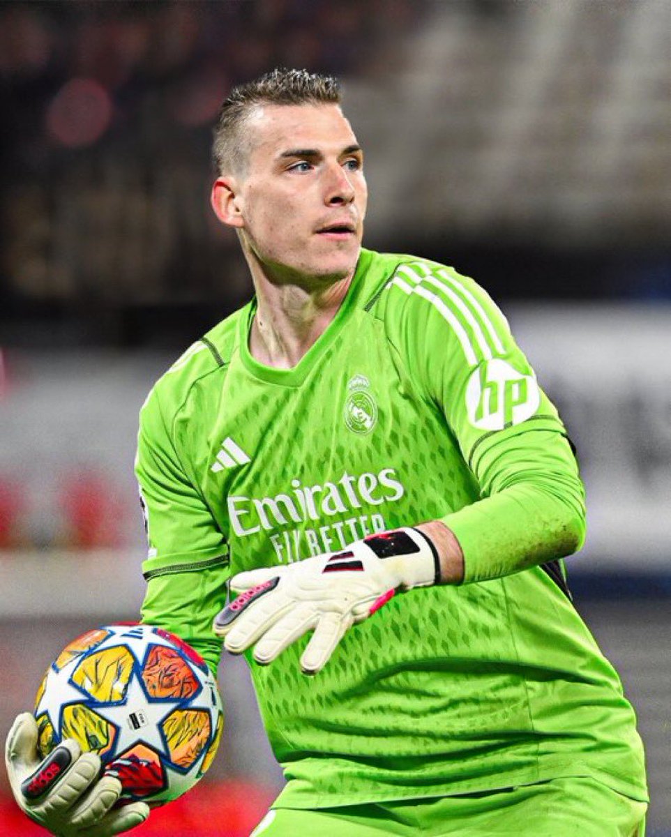 𝐟𝐞𝐝𝐞𝐯𝐚𝐥𝐯 tweet media