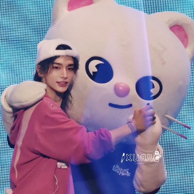 vali˚࿔ hyunho tweet media