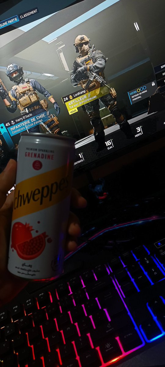 Loyd0015's tweet image. Clutched the win when it mattered most 🎯🔥
Warzone pressure hits different… but we don’t fold.
GGs to everyone in the lobby 💀 #Warzone #Victory #Clutch

@CallofDuty