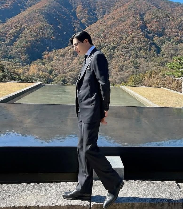 ᴊᴏᴏɴ tweet media