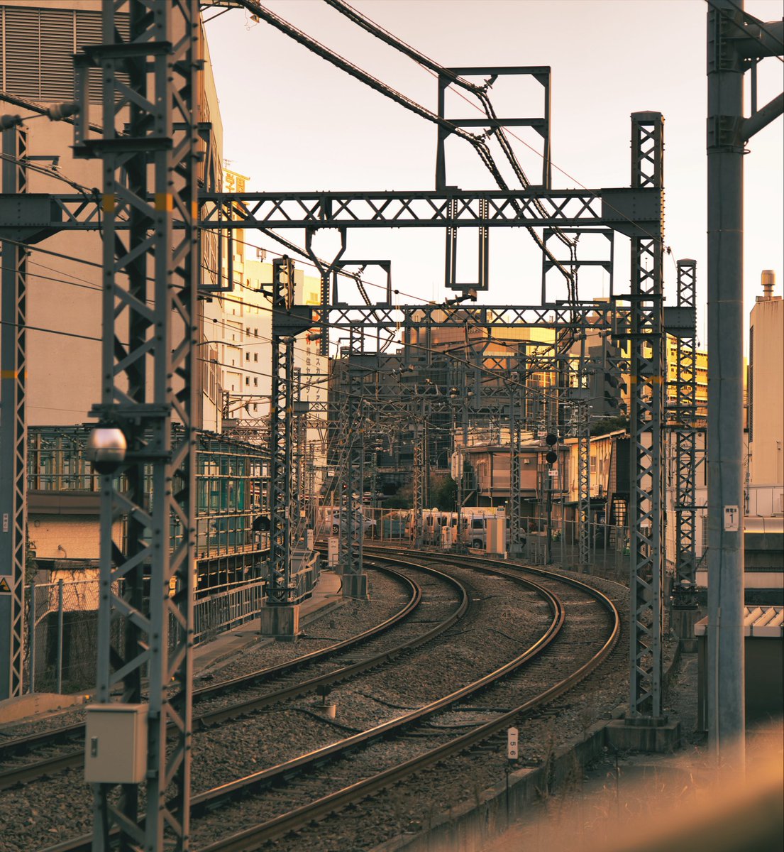 本日の一枚

夕暮れトラス

#でん同士写真部