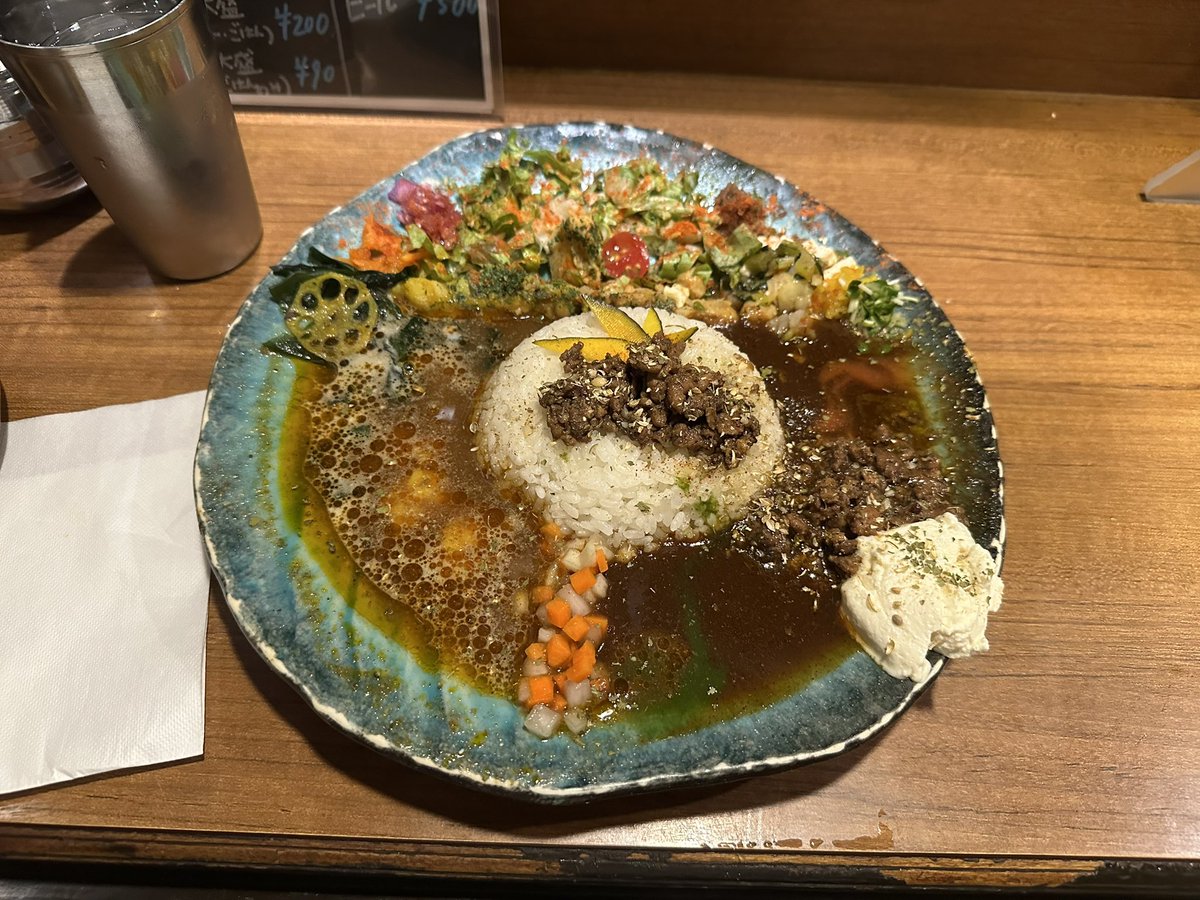 くろぬえ tweet media