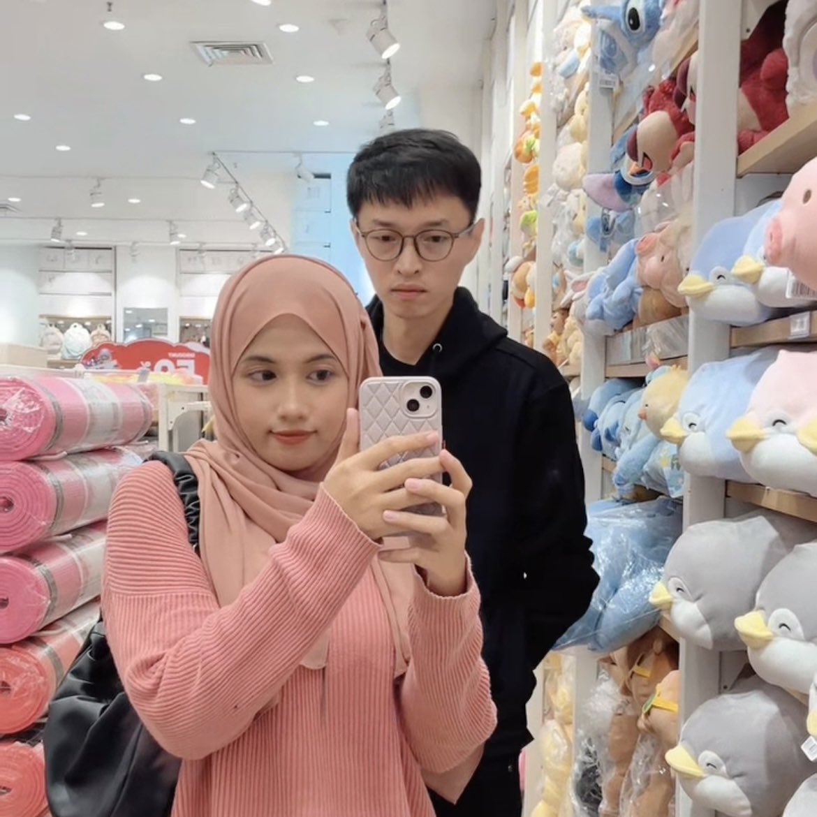 𝚜𝚊𝚗𝚒𝚢 tweet media