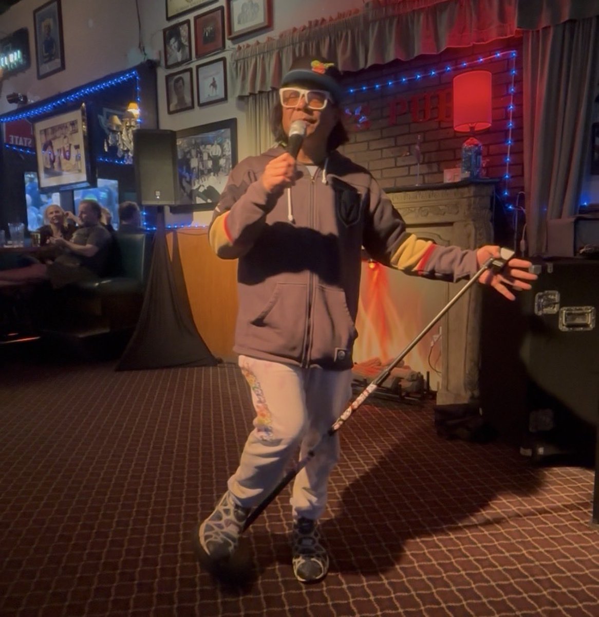 randywrites's tweet image. Thank You Very Little 121 at JP’s Pub is in the books. Massive thank you to the comics for running the suburban gauntlet. @JPsPubSD #comedy #sandiego