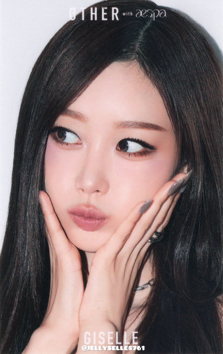 aespa [OTHER]
STICKER
LIMITED STICKER
#지젤 #GISELLE