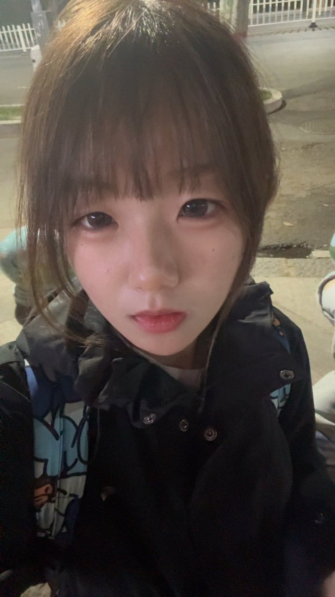 中推忧郁神 tweet media