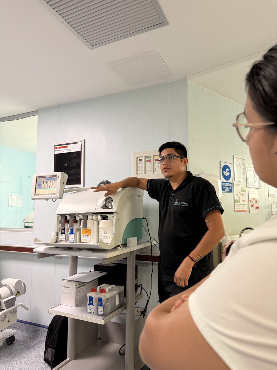 HIAyoraLoja's tweet image. Con el objetivo de optimizar la atención de pacientes críticos el @HIAyoraLoja incorporó un moderno equipo para la medición de gases arteriales y niveles de oxígeno en la #UCI. Esta implementación permitirá evaluar el estado respiratorio y metabólico y ajustar tratamientos.