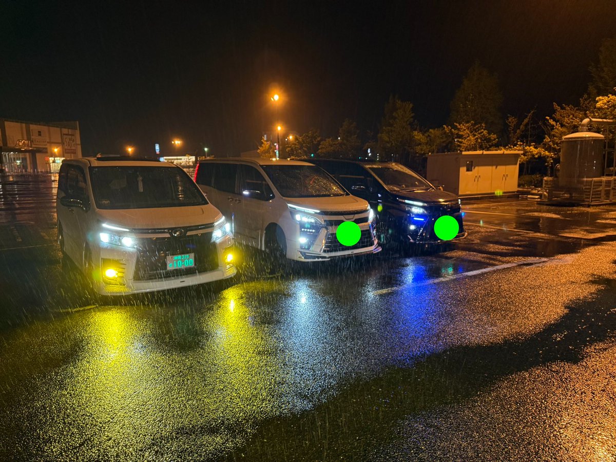 Ray_Rise_'s tweet photo. 歳は違えど、同じ界隈、同じ車種同士並べる事が出来ました！ありがとうございました😊 https://t.co/pvHOqwMKre