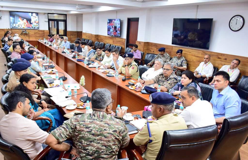Divisional Commissioner Jammu tweet media
