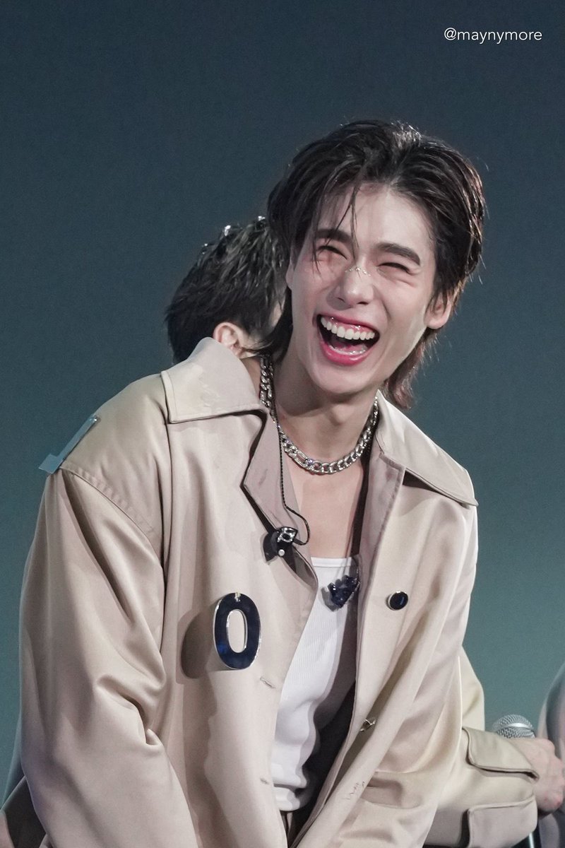 ce •౿• tweet media