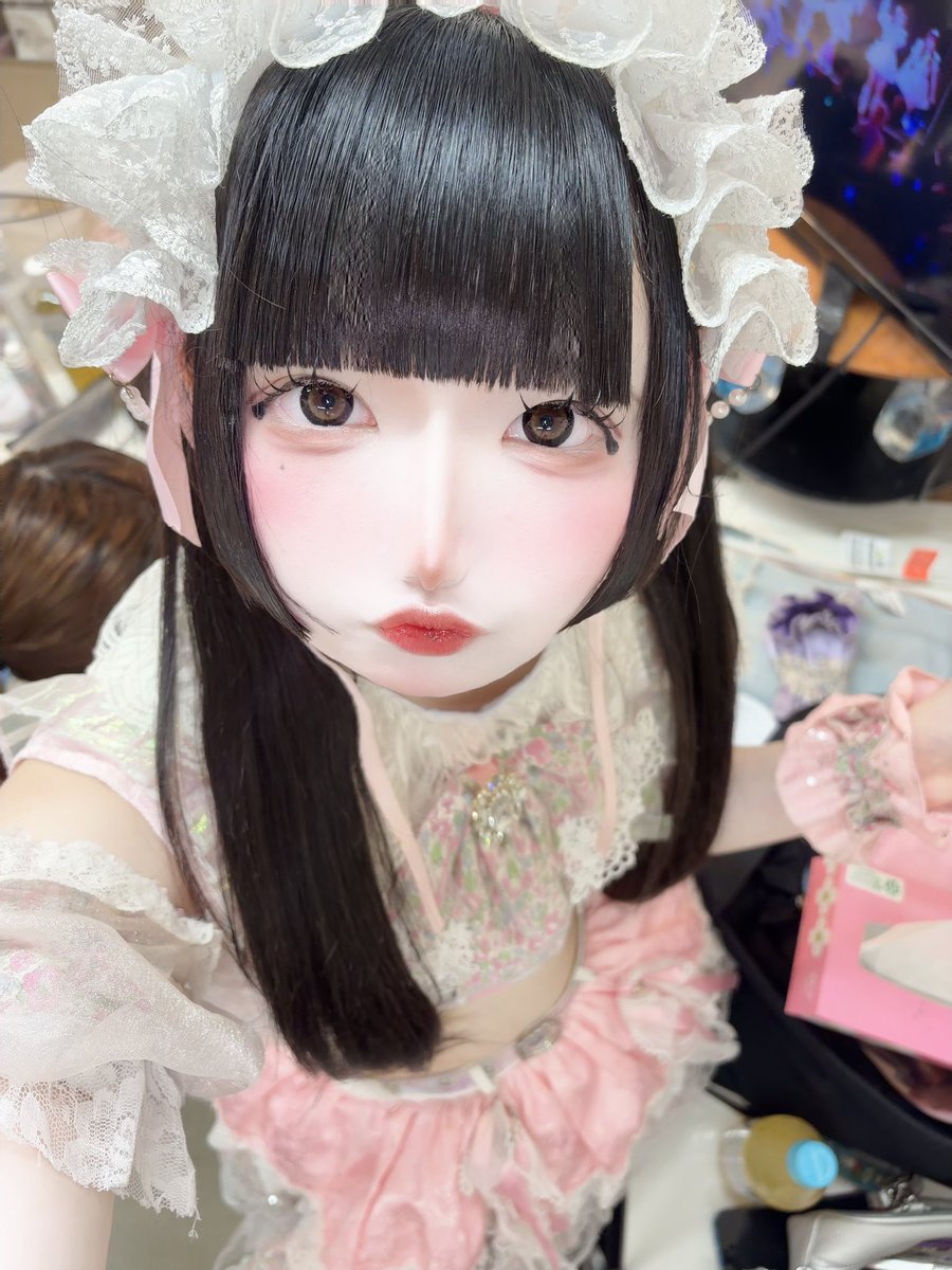響 めあり#フラサービックル tweet media