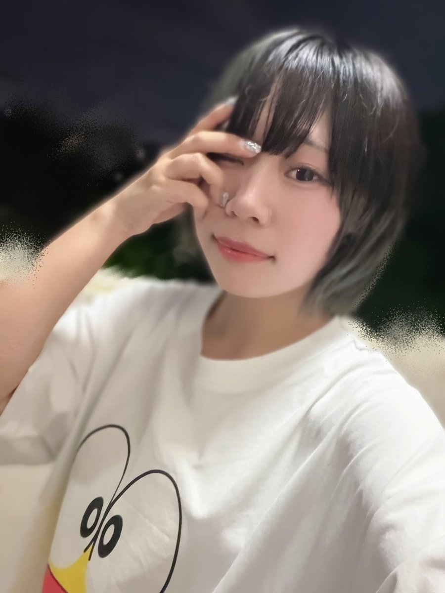 サナリィ(オトナリサナリ⁉️)ねえ5/4デビューライブですけど tweet media