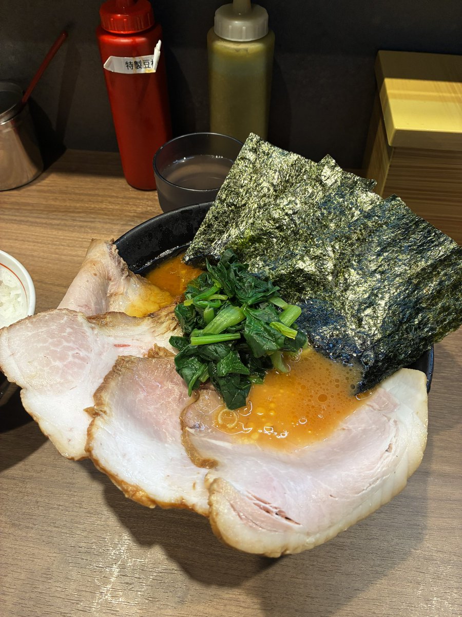 タイガー・バッズ tweet media