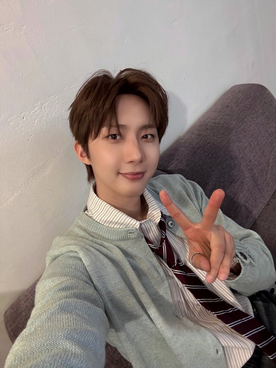후이 (HUI) tweet media