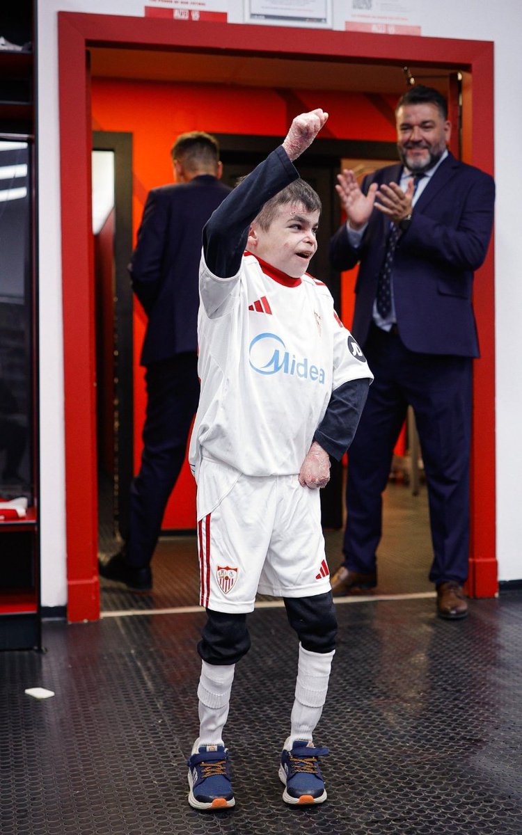 Eterno Capitán, Reyes 10 tweet media