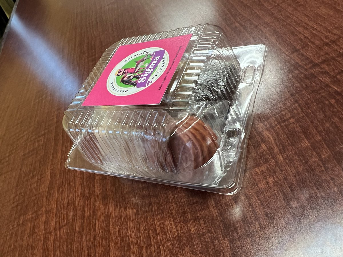 botkins_biztech's tweet photo. NEW PACKAGING ALERT! New look, same great taste. NOW WITH MORE CRACKERS!! Limited amount on sale Thursday. https://t.co/kUuwGC6qth