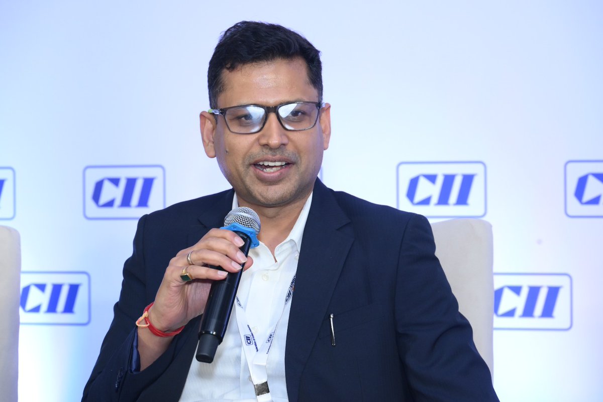 cii_cies's tweet photo. Addressing the audience, @ragarg , Chairman, CII Unicorn Forum & Founder and CEO, @moglix , spoke about the evolving dynamics of India’s startup ecosystem, marked by the rapid rise of manufacturing‑focused startups in EVs, drones, fintech, and other emerging sectors.
Highlighting the Policy Compendium for Startups released at the event, he stressed the importance of collective efforts and focused policy direction to accelerate innovation and industrial growth across the country at the Unicorn Summit.