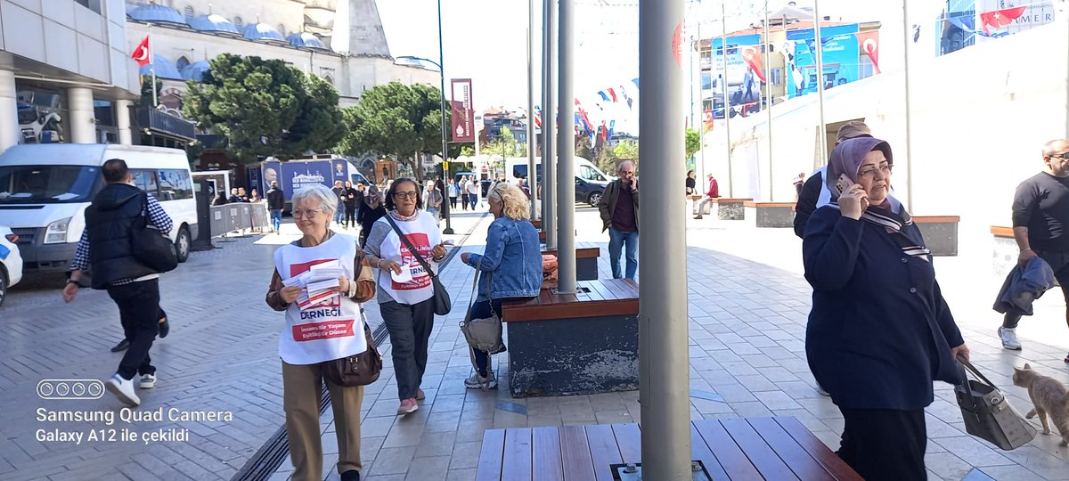 n_tavr52206's tweet photo. 1 Mayıs'ta Söğütlüçeşme KADIKÖY'DE buluşuyoruz. Maltepe çalışması https://t.co/iPVNnQUXsN