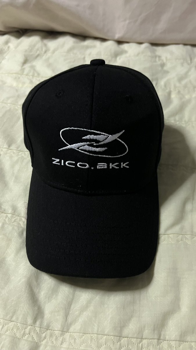 qpyary's tweet photo. ส่งต่อหมวก Zico.bkk  มือ1ไม่เคยใส่ 150รวมส่ง พต.dm ได้เลยค่า #ส่งต่อstylist #ส่งต่อเสื้อผ้ามือ2 #ส่งต่อเสื้อผ้า #เสื้อผ้าy2k #เสื้อผ้ามือ2 #เสื้อผ้ามืองสองสภาพดี  #ส่งต่อadidas #ส่งต่อหมวก #หมวกมือสอง #markmth #หมวกpolo #ส่งต่อหมวกpolo #ส่งต่อหมวกnewera #ส่งต่อหมวกemis https://t.co/kOCmMNhZGh