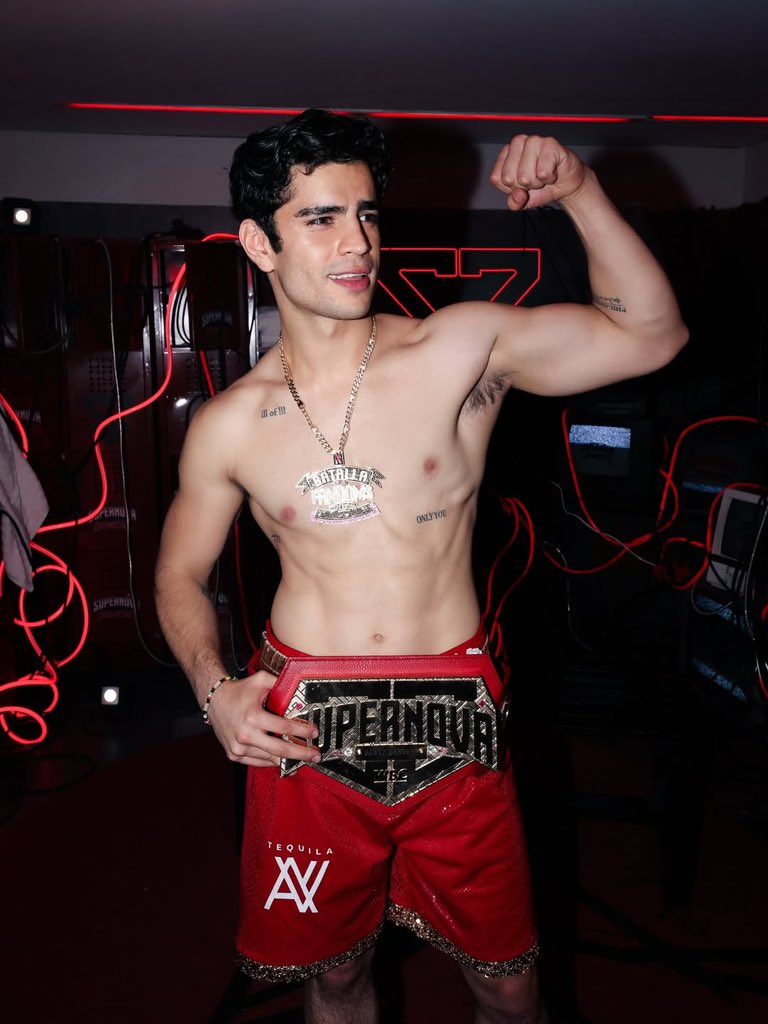 DANI ' ☿️ 🐈‍⬛ tweet media