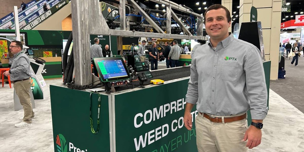 realagriculture's tweet image. New tech from Precision Planting allows farmers to spot spray and broadcast in a single pass. Aaron Hermann tells us about SymphonyVision Duo in this report from Commodity Classic.
ow.ly/FiSv50YQNja  
#cdnag #PrecisionAg