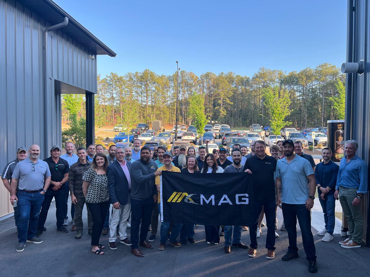 MAGaerospace's tweet photo. Huge thanks to Brad Halling American Whiskey Co. (BHAWK) for an amazing MAG Social event! Great talks, fun, and connections. 

#CommunityEngagement #Networking #MAGSocialEvent #SouthernPinesNC #AmericanWhiskey https://t.co/65Vem1sEew