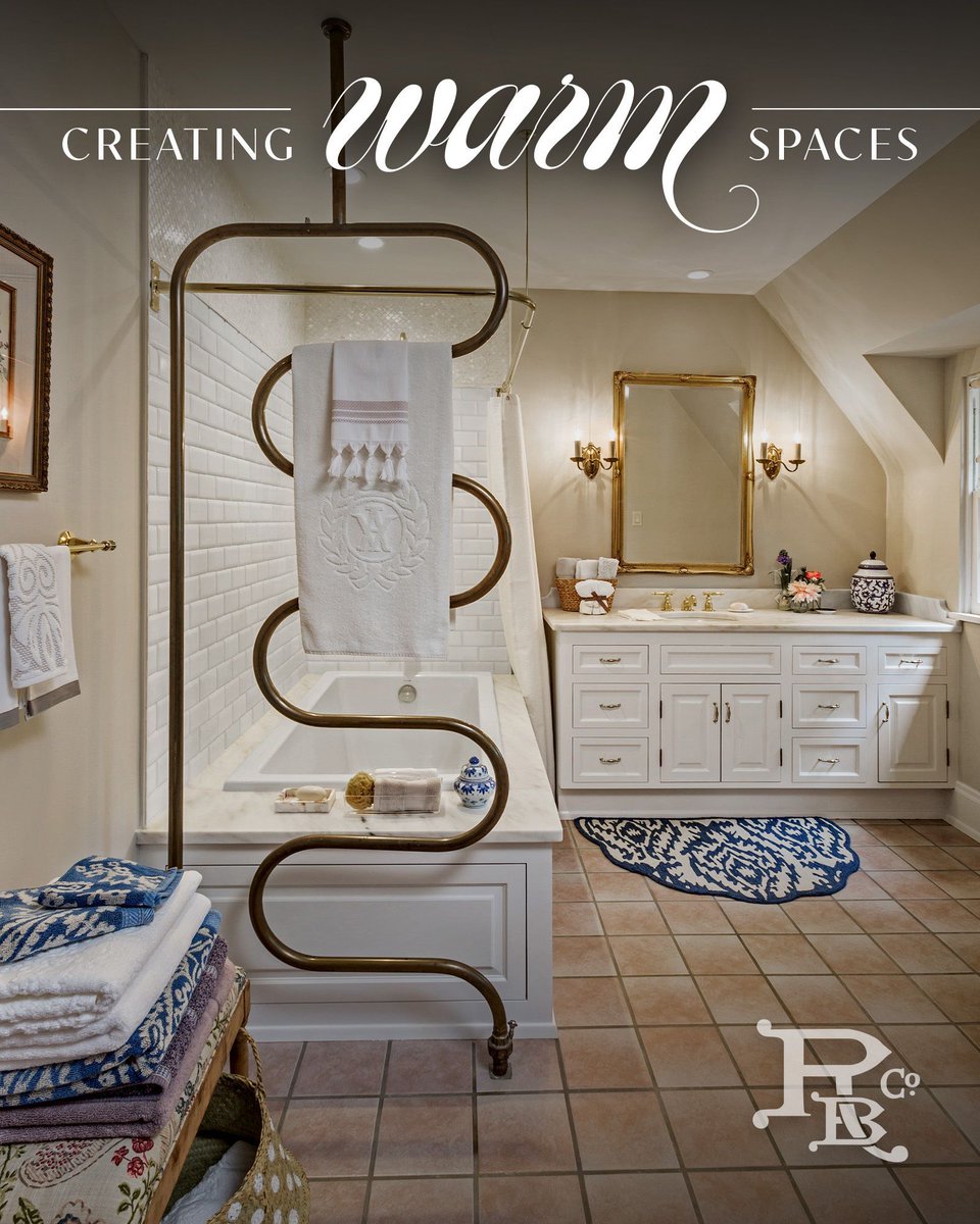 ruvin_bros's tweet image. A #sculptural towel warmer introduces a distinctive focal point, set against contrasting #tile formats that bring texture and depth to this #bathroom.

Get started with Ruvin Bros. today:
🔗 ruvinbros.com/contact
📞 (414) 354-4220

#RuvinBros #Milwaukee #DesignBuild