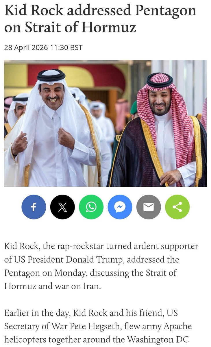 MariaMo32975161's tweet image. Inmates taken over asylum. Being lectured to by Kid Rock albeit southern rockstar from the dark ages doesn't give him clearance waste military time. So meanwhile nobody of consequence says anything #StraitOfHomuz #israeliranwar