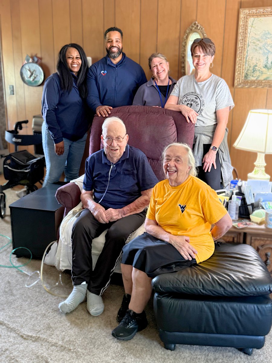 VillageCare100's tweet image. 🎉 Last week, we celebrated Mr. Harry Wood’s 99th birthday! A WWII Navy vet &amp;amp; truck driver, he shared amazing stories. Thanks to his caregiver, Marsha! Join us in wishing him a happy birthday &amp;amp; share where you're from! 🇺🇸 #VillageCaregiving #WeCare