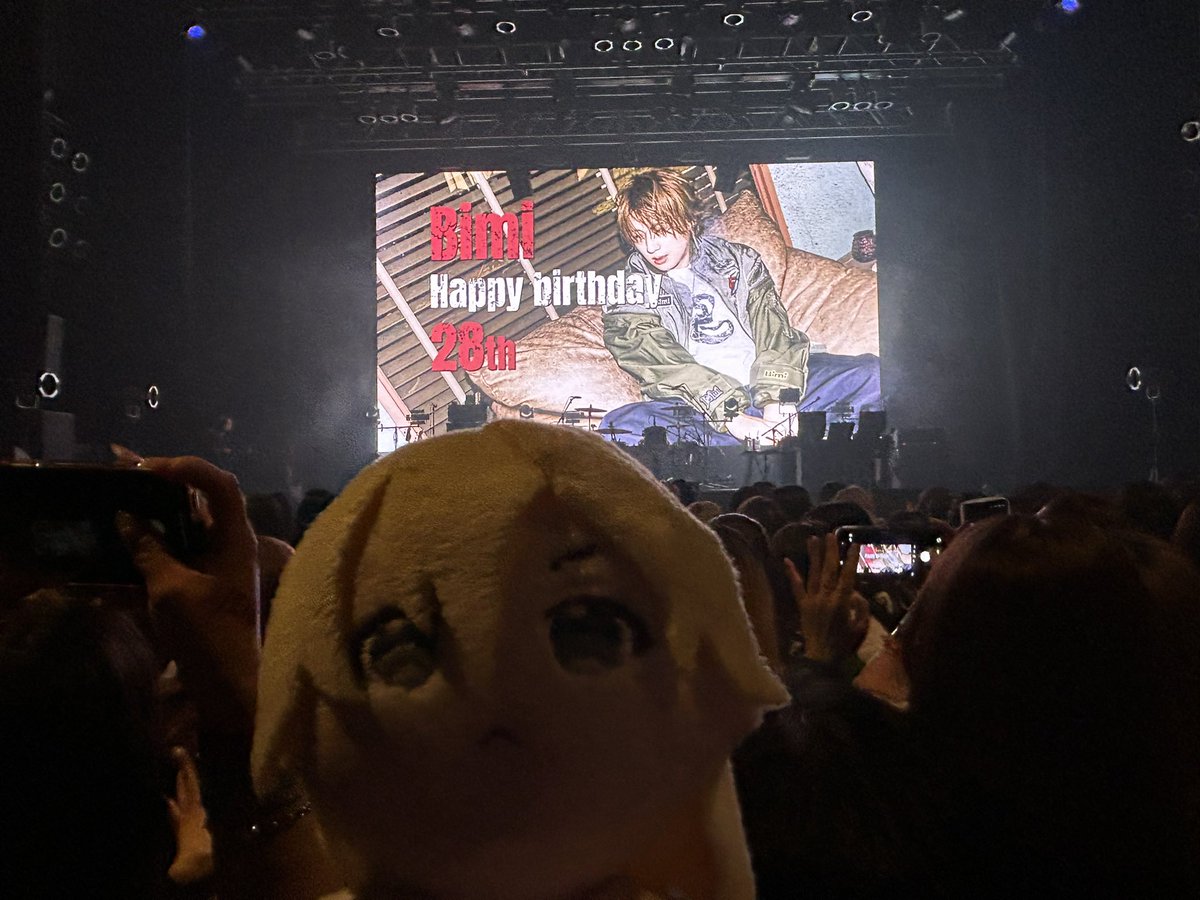 あやと tweet media