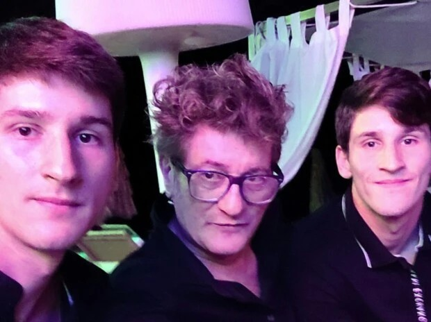 16 Nutto tweet media