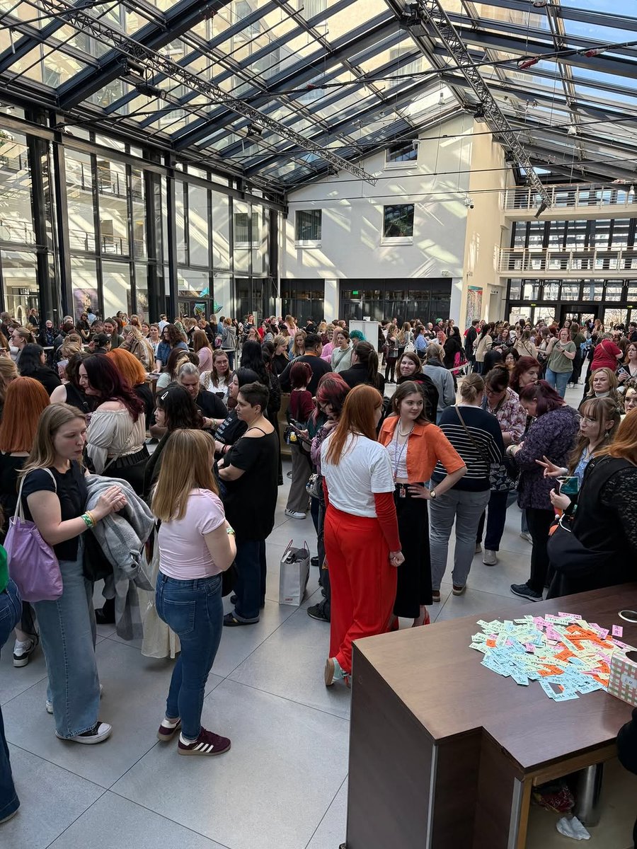 Mixxiw Official แม่น้องดีน tweet media