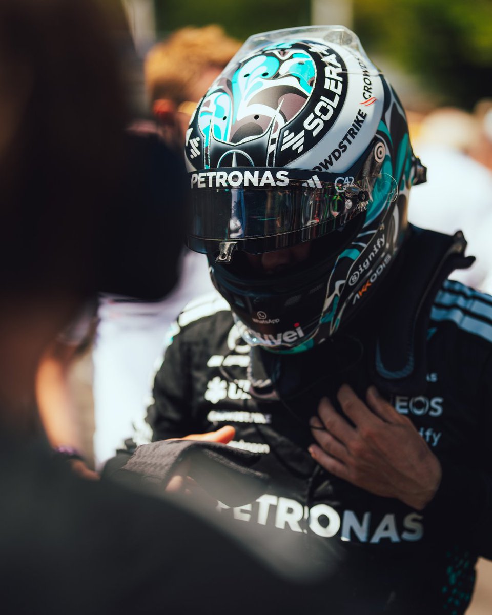 fosgoodwood's tweet image. We're confident that Valtteri Bottas is the coolest driver on the current #F1 grid. After seeing him at #FOS last year that was pretty certified. Did you see the ten-time grand prix winner aboard the #Mercedes W13 last year?
