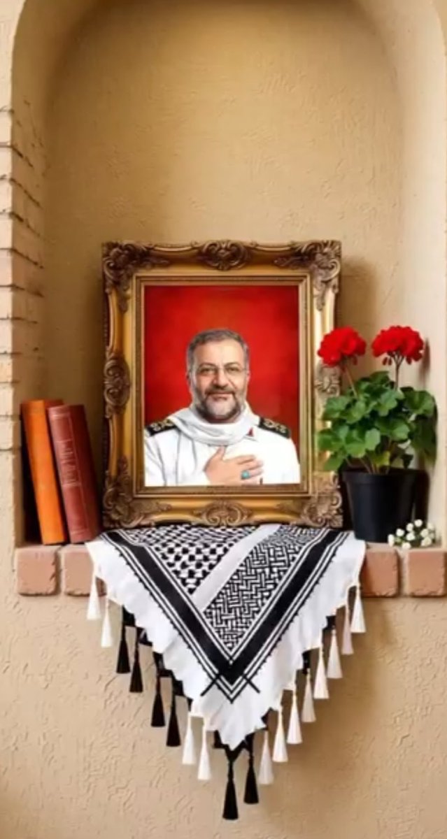 Elika.prs tweet media