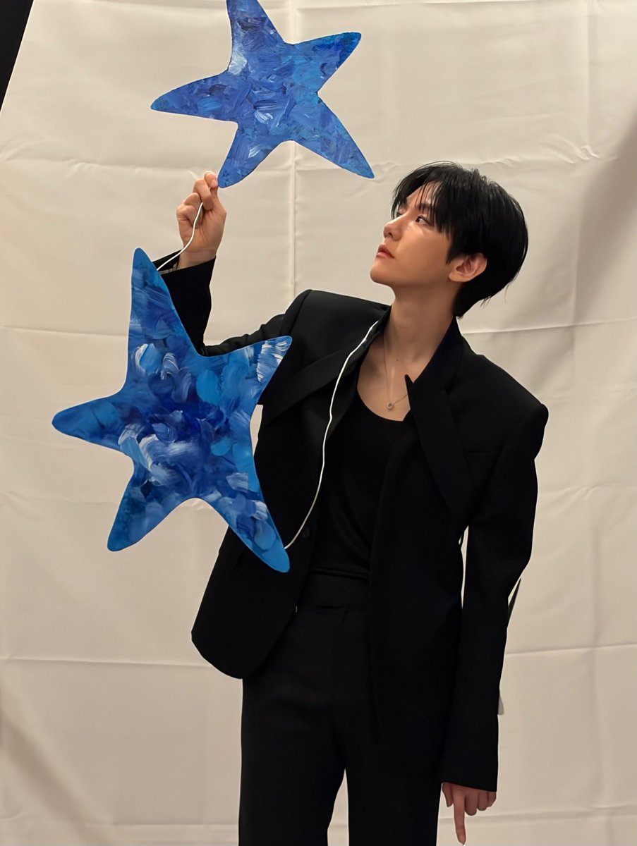 백현마을 tweet media