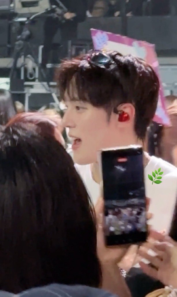 Is he even real? 🤔 (baru ketemu 10 hari yg lalu)