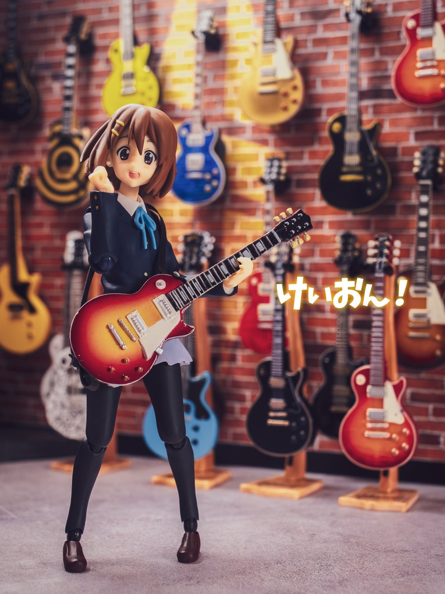 UraAkaCustom's tweet image. 🎸平沢唯 
#HTT #けいおん #Gibson