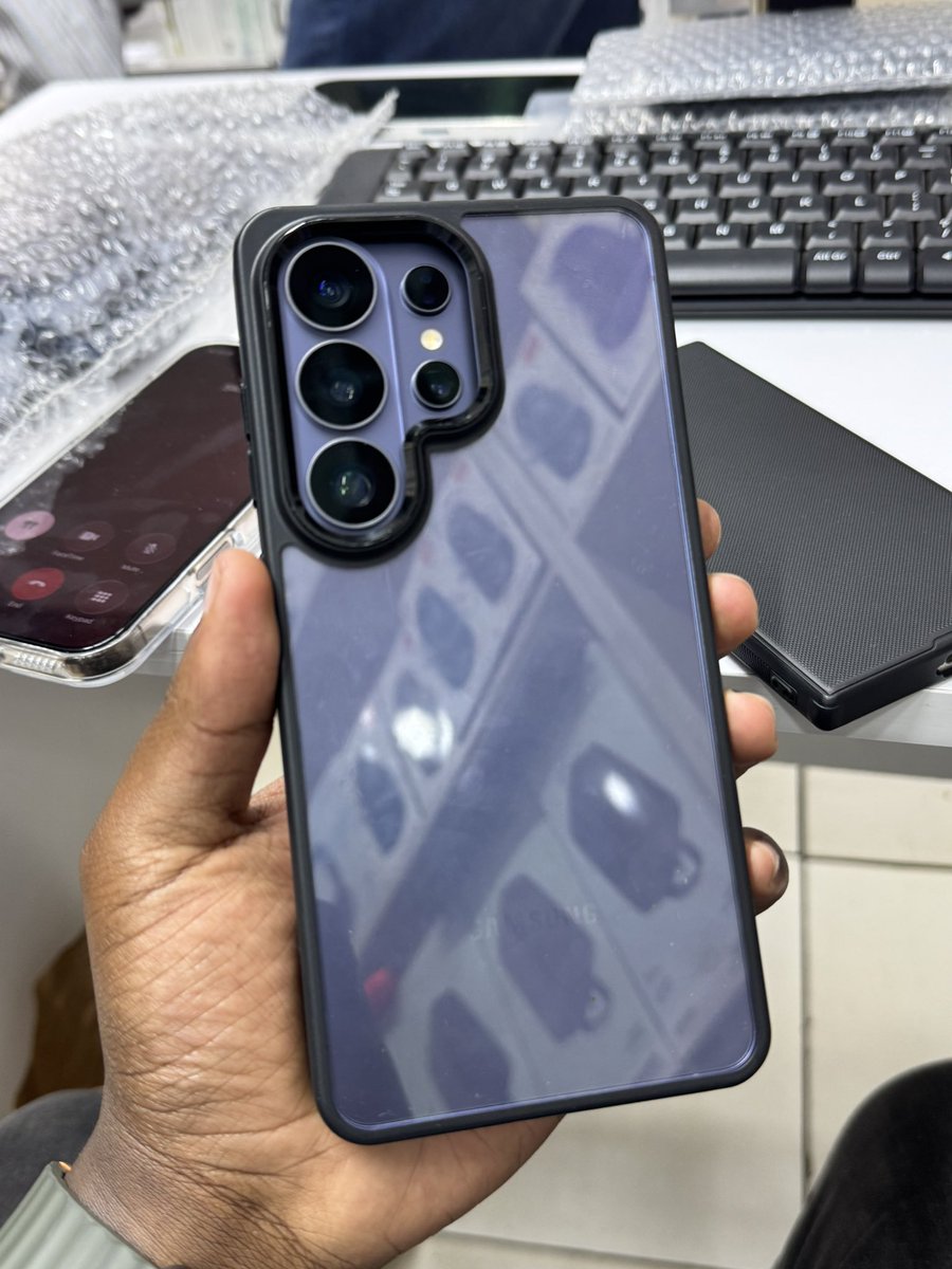 AmRoggoz's tweet image. Itabidi mmenielewa 😮‍💨

S24U to S26U 🥳

#TechIt