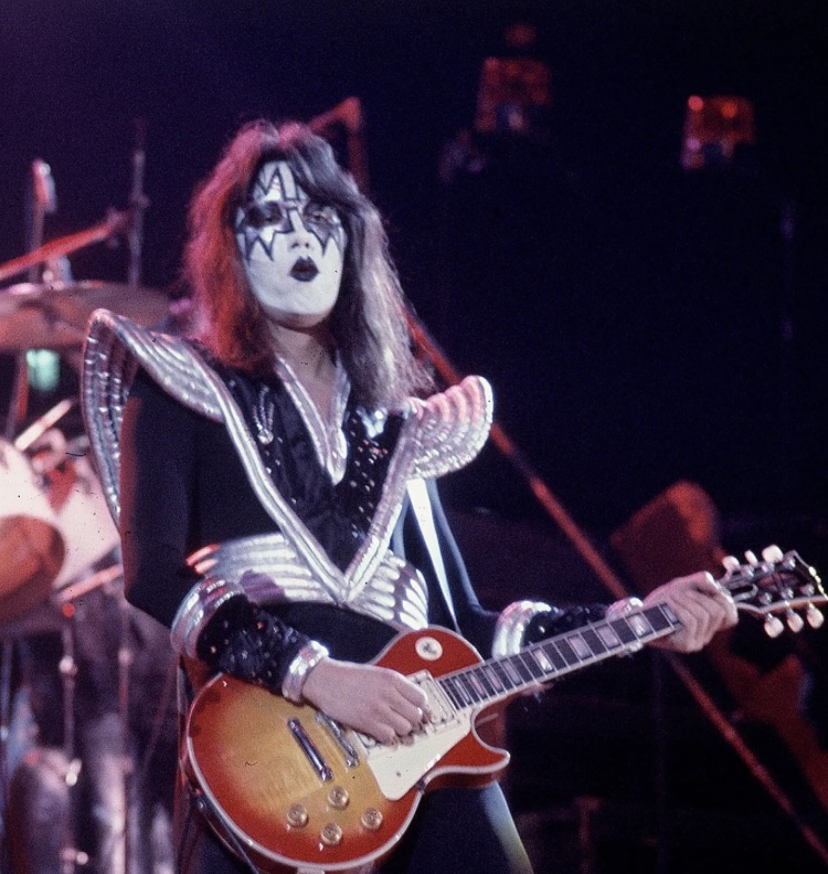 Paul Stanley tweet media