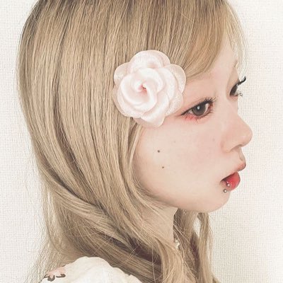 blαır. tweet media