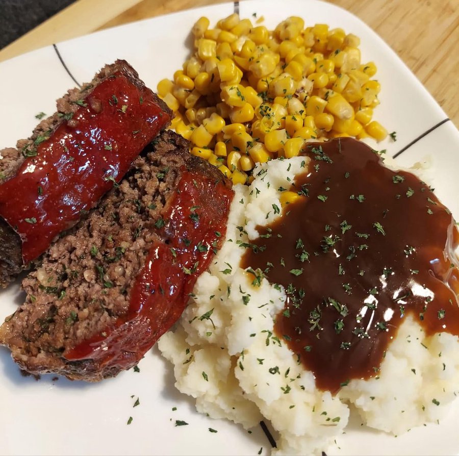 Food Pleaser tweet media