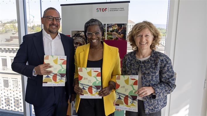 wto's tweet photo. Canada commits CAD 500,000 to strengthen food safety and plant and animal health capacity #WTOsps #STDF https://t.co/5q5FflqrKo https://t.co/Xpzp4f4AEi