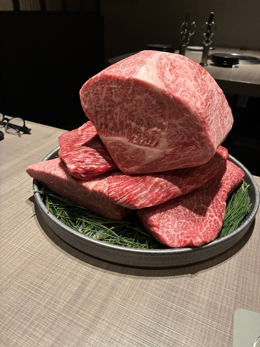 ロビン tweet media