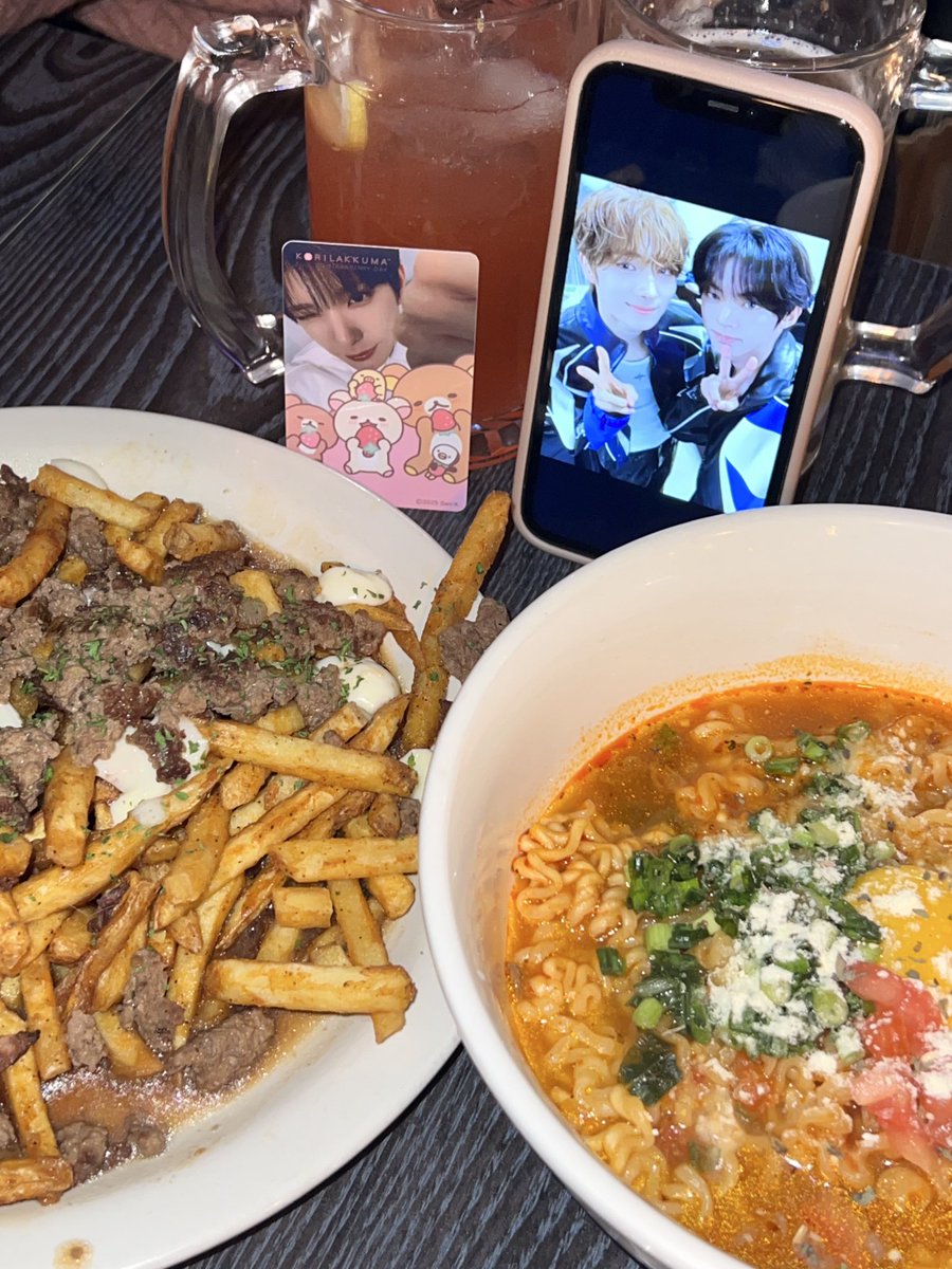 지한이 tweet media