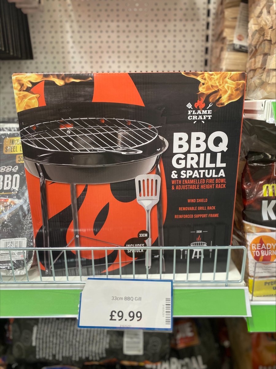 VancQuarterKL's tweet image. 🔥 Get Bank Holiday Ready with Boyes BBQ Essentials! 

Sun’s out (hopefully!), and it’s the perfect time to fire up the grill! Whether you're planning a laid-back garden gathering or a full-on BBQ feast, Boyes has everything you need to make it sizzle.

#boyes #bbq #bankholiday
