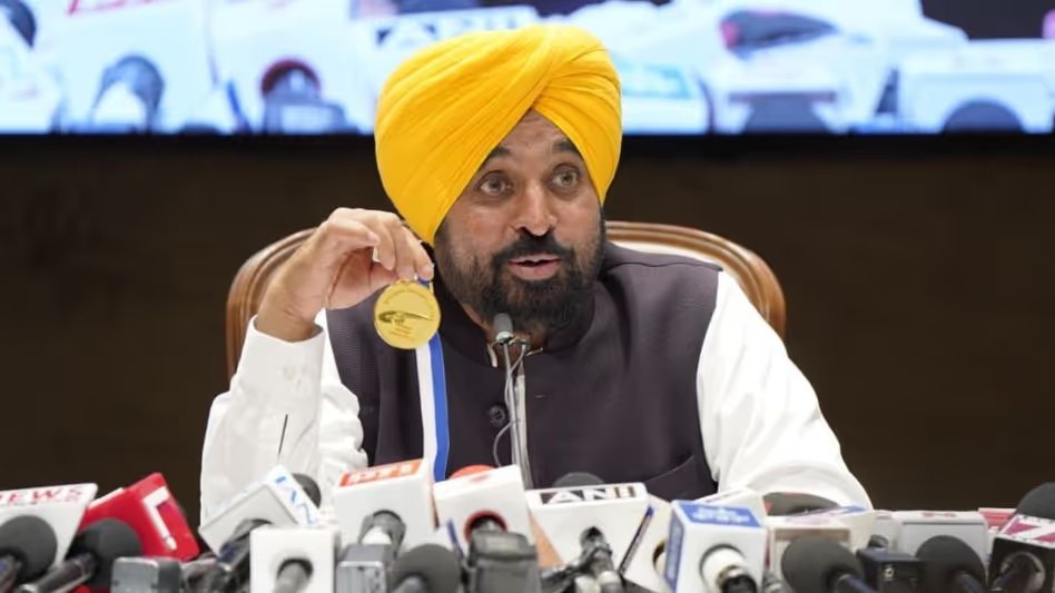 GoodNewsToday's tweet image. नीदरलैंड-फिनलैंड यात्रा ने पंजाब के किसानों और युवाओं के लिए नए दरवाजे खोले- सीएम भगवंत मान...

पूरी ख़बर : shorturl.at/zNCRJ

#Punjab #Farmer #BhagwantSinghMann