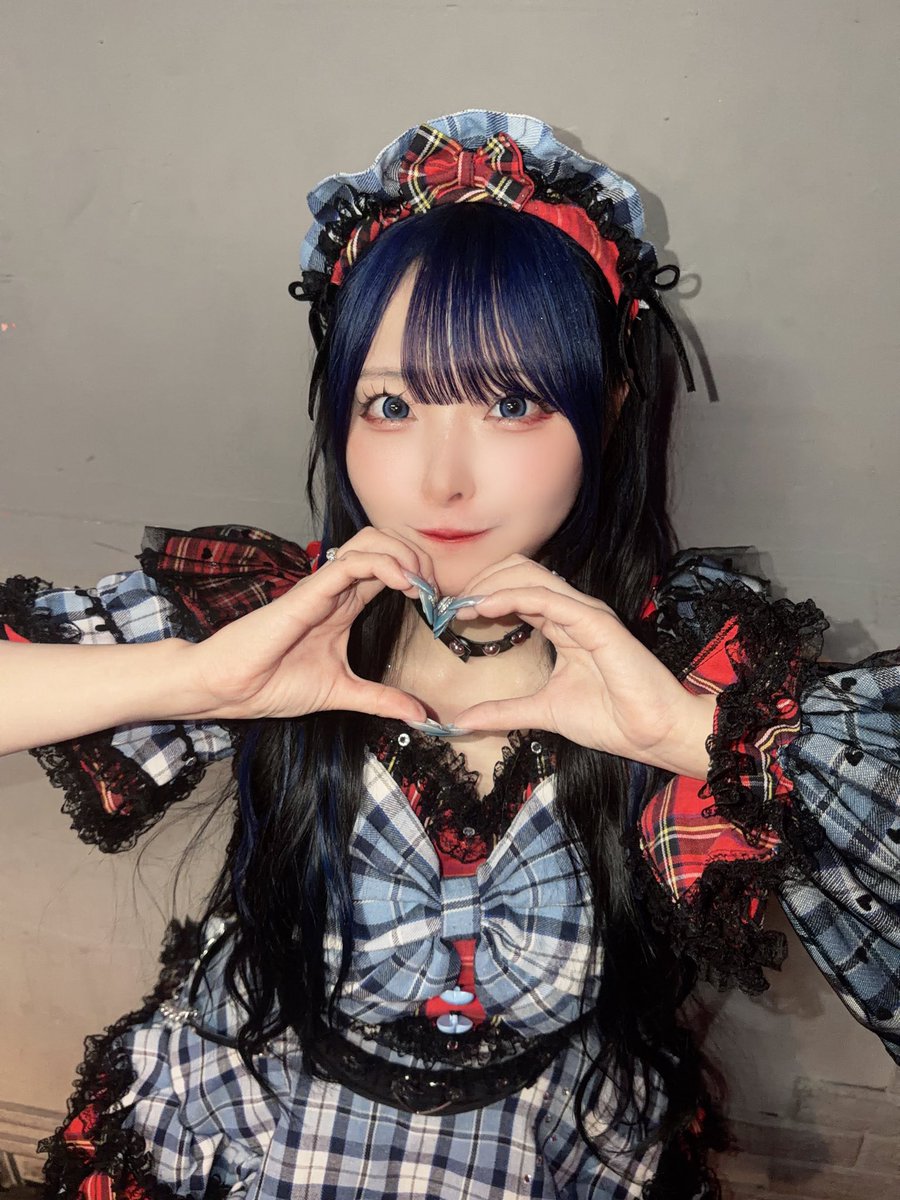 くつりな2周年ツーマンおつしたちゃん♡