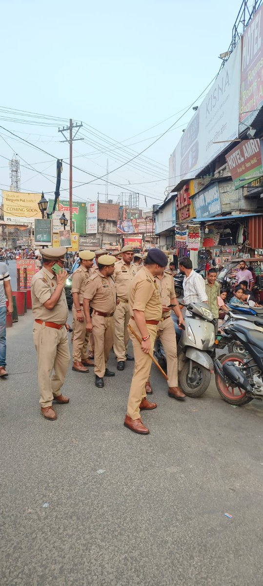 MEERUT POLICE tweet media