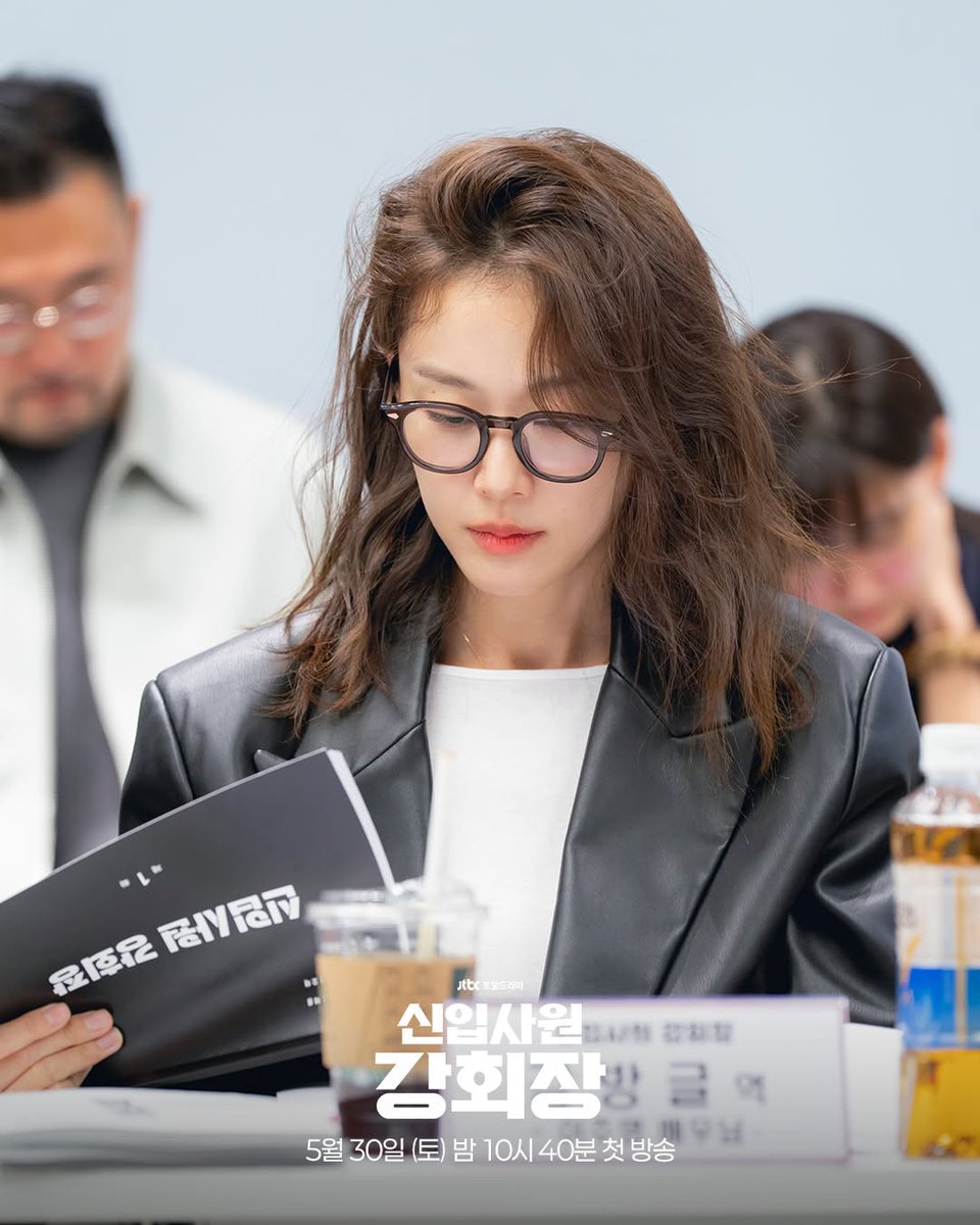 예거 tweet media