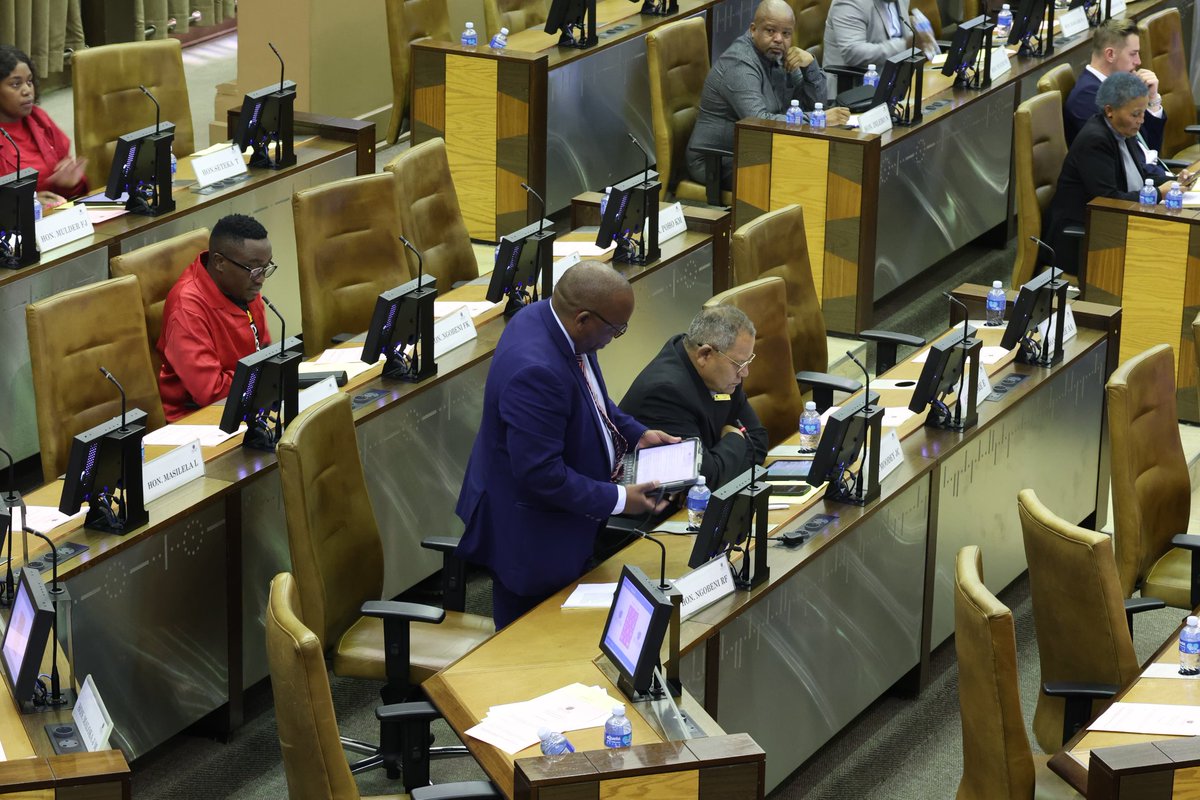 GPLegislature's tweet image. The Sitting was convened for the Premier’s oral reply to questions, as well as questions for oral reply directed to Members of the Executive Council (MECs). The Sitting was streamed live on YouTube: youtube.com/live/Lk8jEK1oh…⁠ 

#GPL #GettoKnowGPL